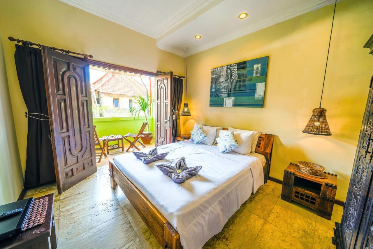 De Cinta Villa - Kuta - 5 Bedrooms - Heart Of Kuta 외부 사진