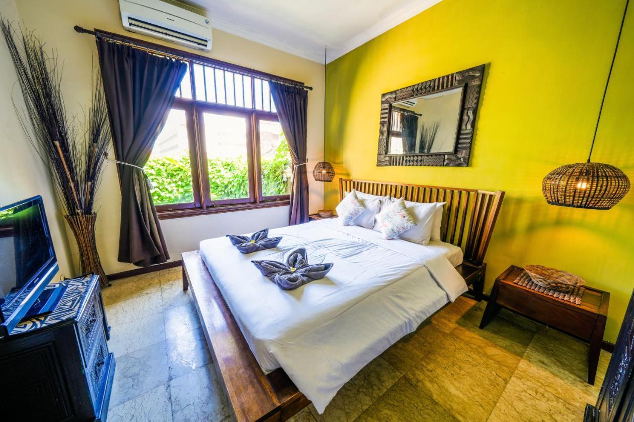 De Cinta Villa - Kuta - 5 Bedrooms - Heart Of Kuta 외부 사진