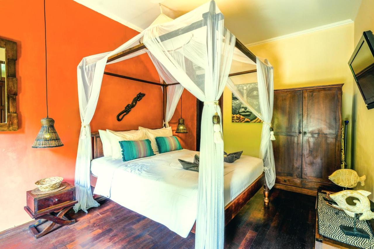 De Cinta Villa - Kuta - 5 Bedrooms - Heart Of Kuta 외부 사진